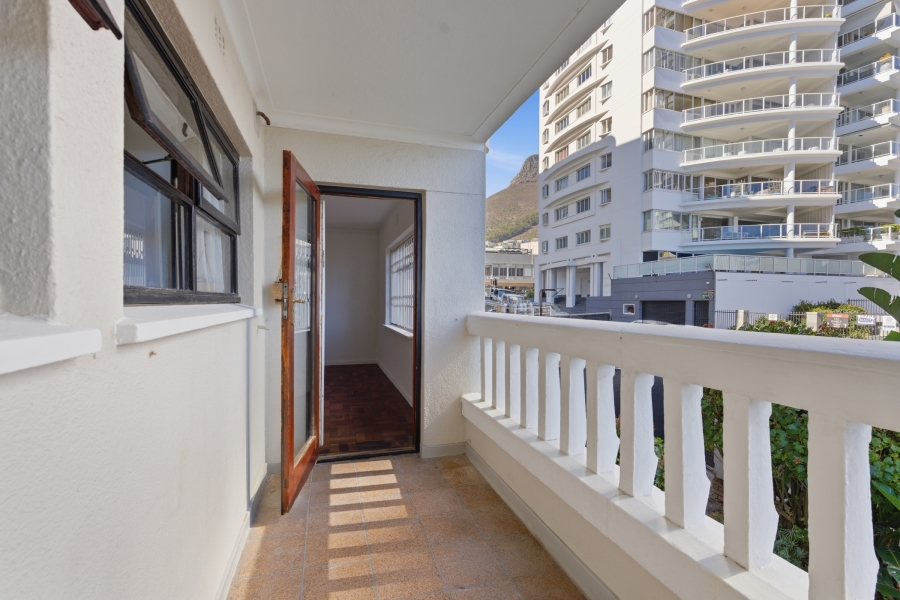 0 Bedroom Property for Sale in Sea Point Western Cape